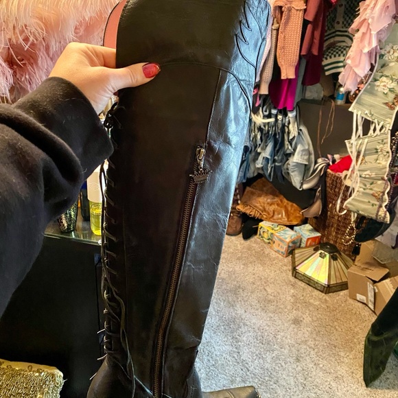 Junk Gypsy knee high boots - Picture 3 of 7